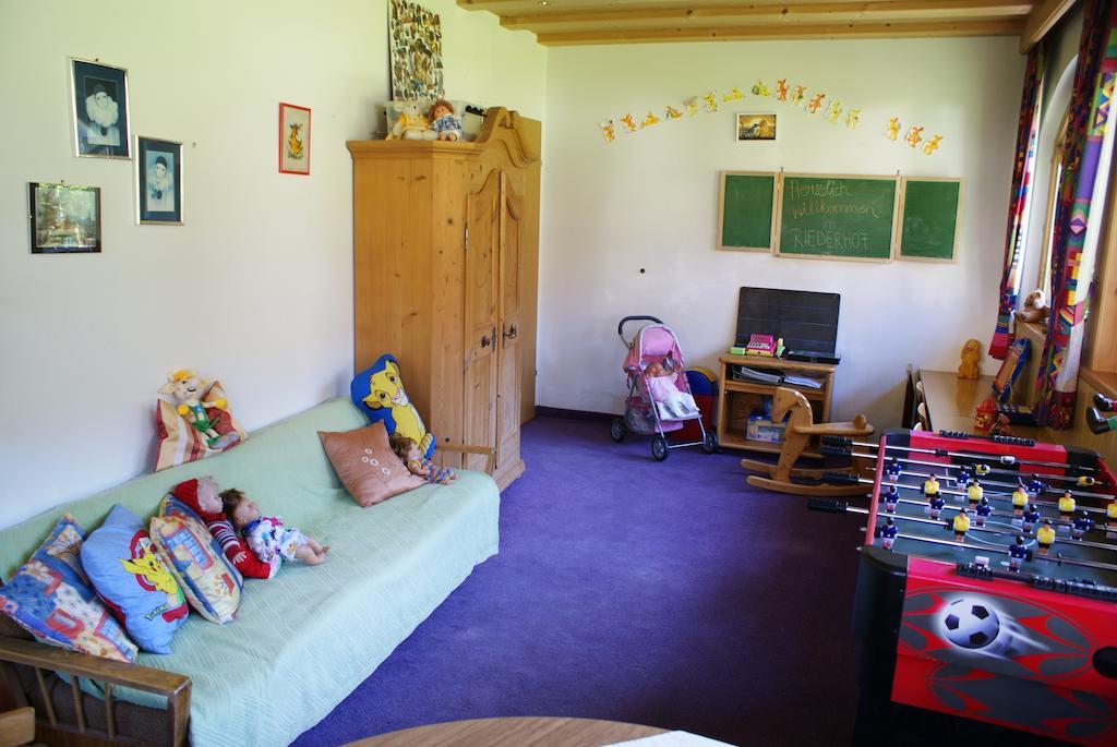 Gasthof Riederhof แกร์ลอส ภายนอก รูปภาพ